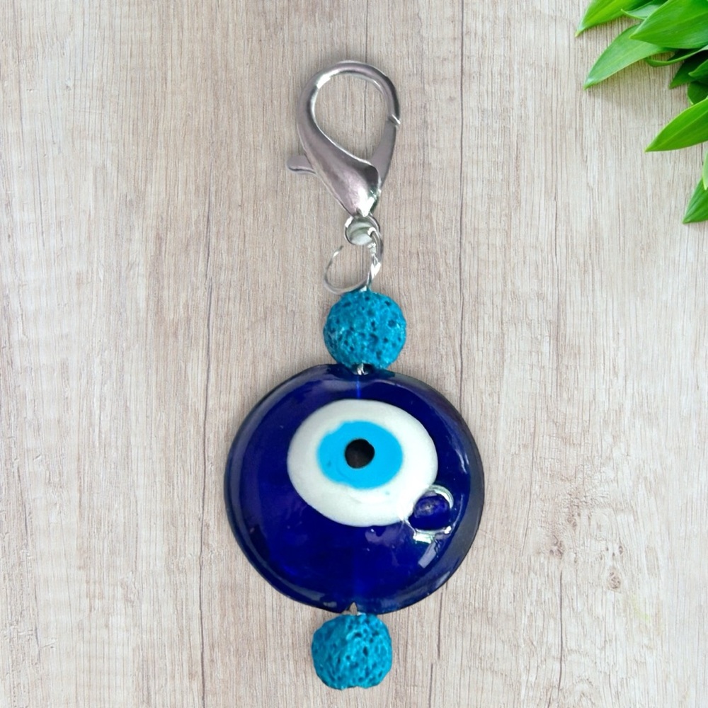 Hand Crafted Purse Pet Charm Lava Blue Round Evil Eye Silver Diffuser - Picture 1 of 5
